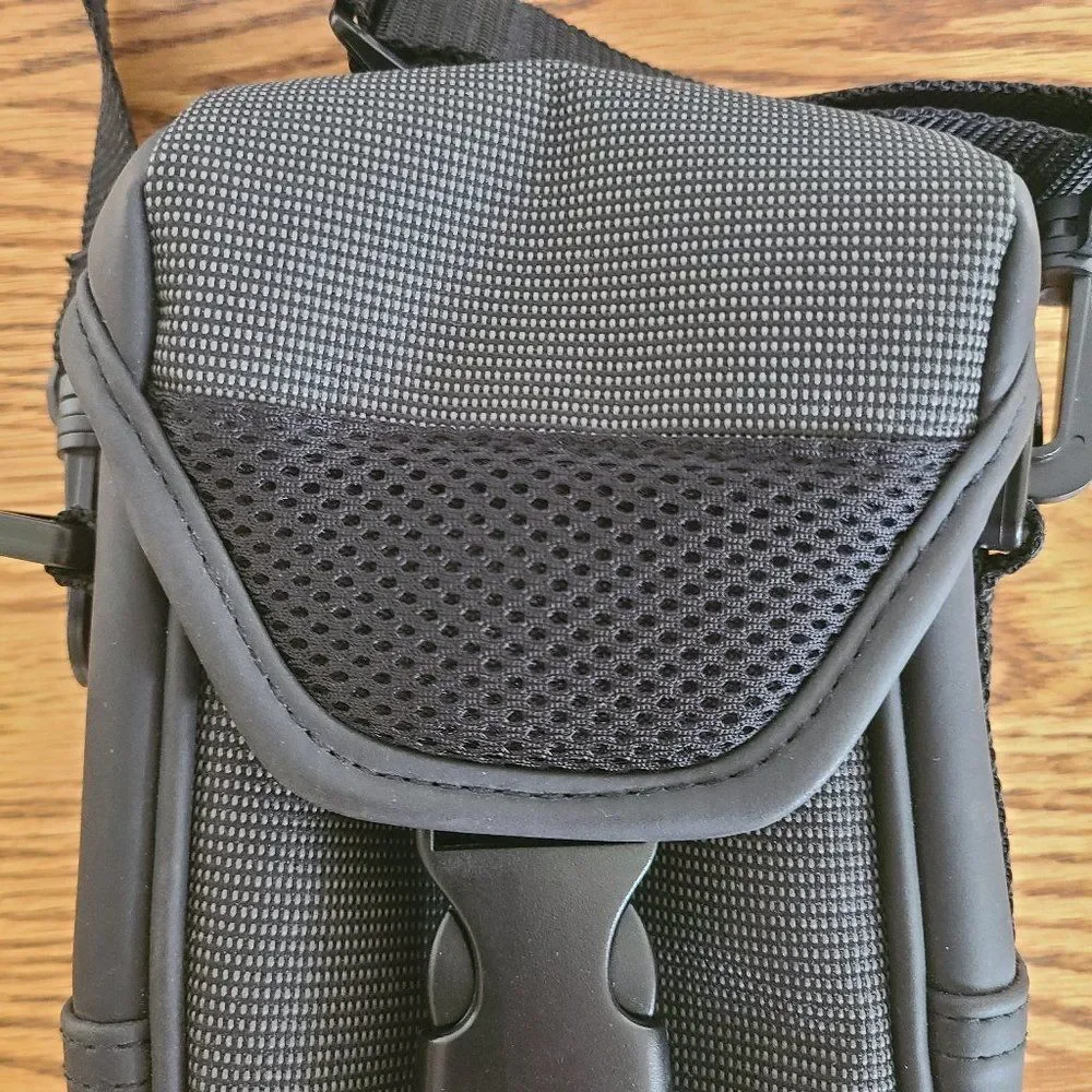 Photo Mate S206R1 Camera Bag With Shoulder Strap Black GUC